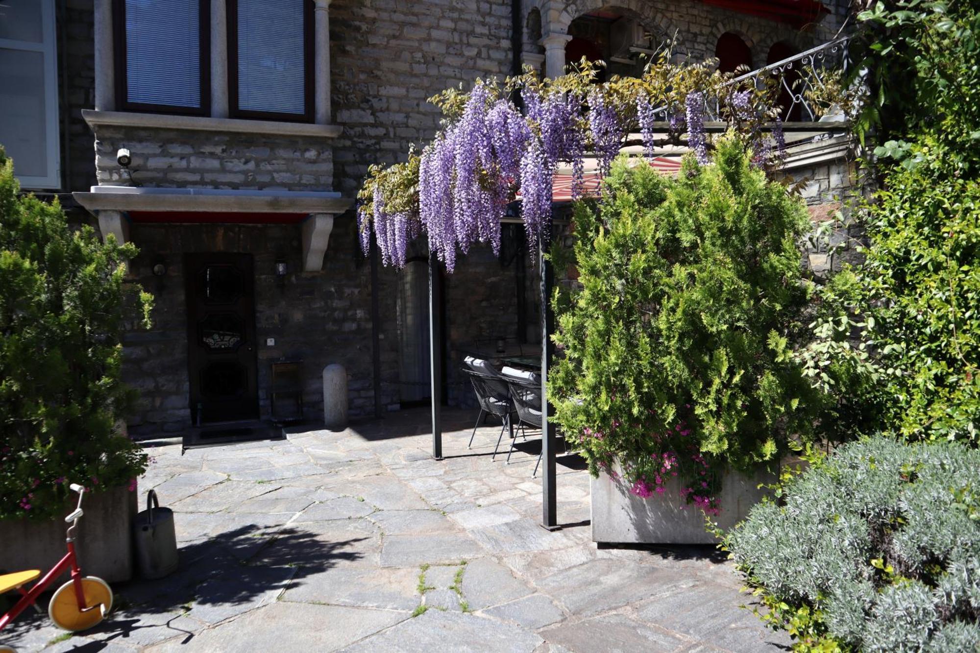 Barony Le Pergole Holiday Apartments Lugano Eksteriør billede